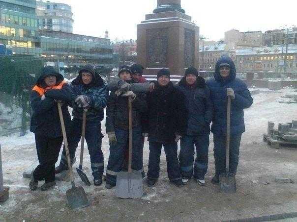 Разнорабочие. Подсобники.грузчики. уборка снега