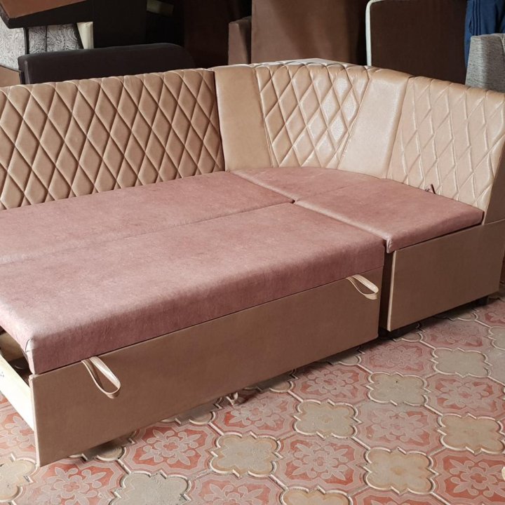 кухонный угловой диван со спальным местом