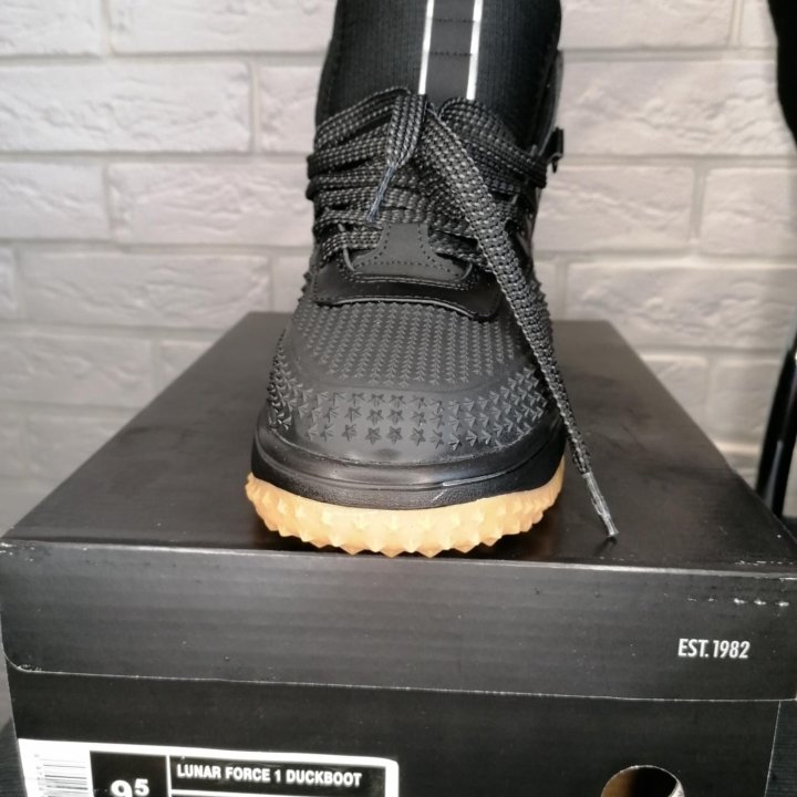 NIKЕ LUNAR FORCE 1 DUCKBOOT