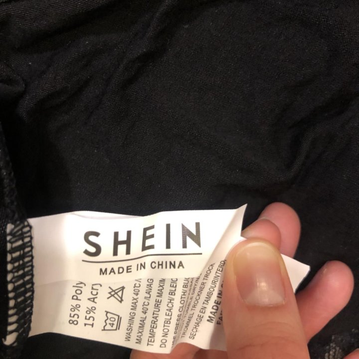 Черное кружевное боди Shein, новое