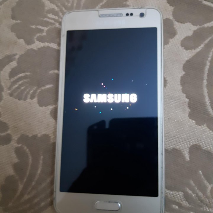 SAMSUNG GALAXI A3(2015)