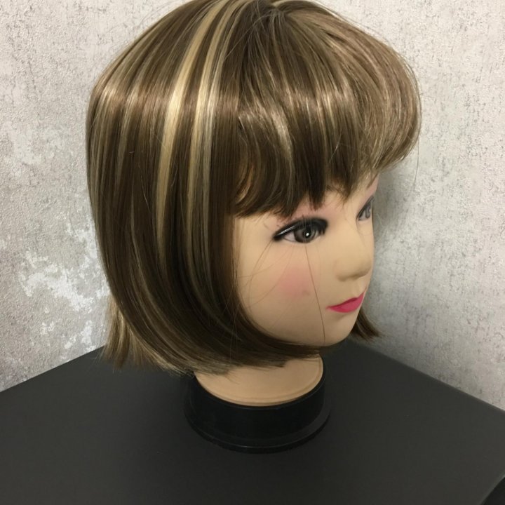 Парик искусственный