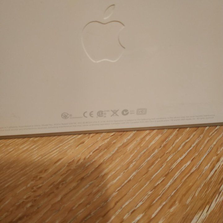 Apple Wireless Keyboard White Bluetooth