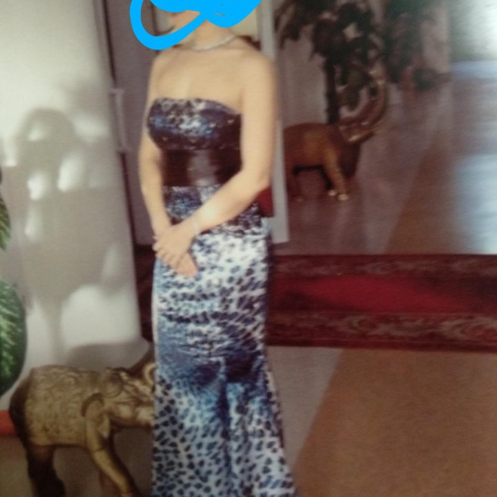 Вечернее платье