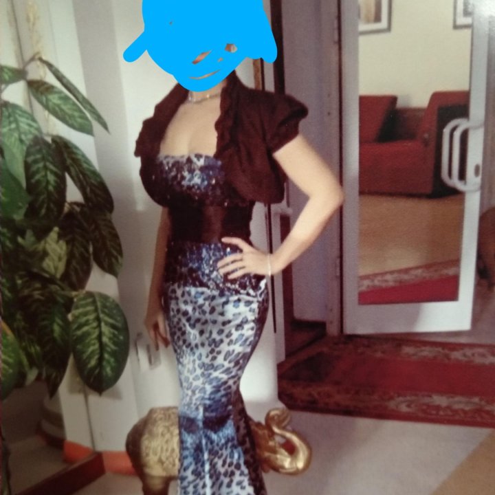 Вечернее платье