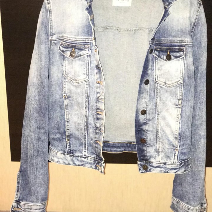 Джинсовая куртка, джинсовка Zara размер М 44-46