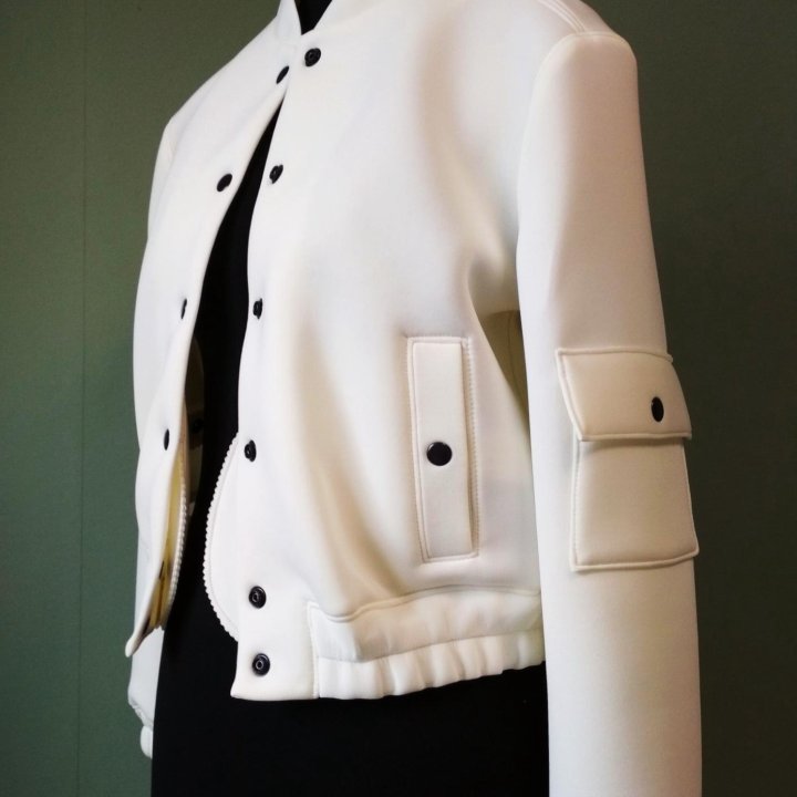 Молочный бомбер 44