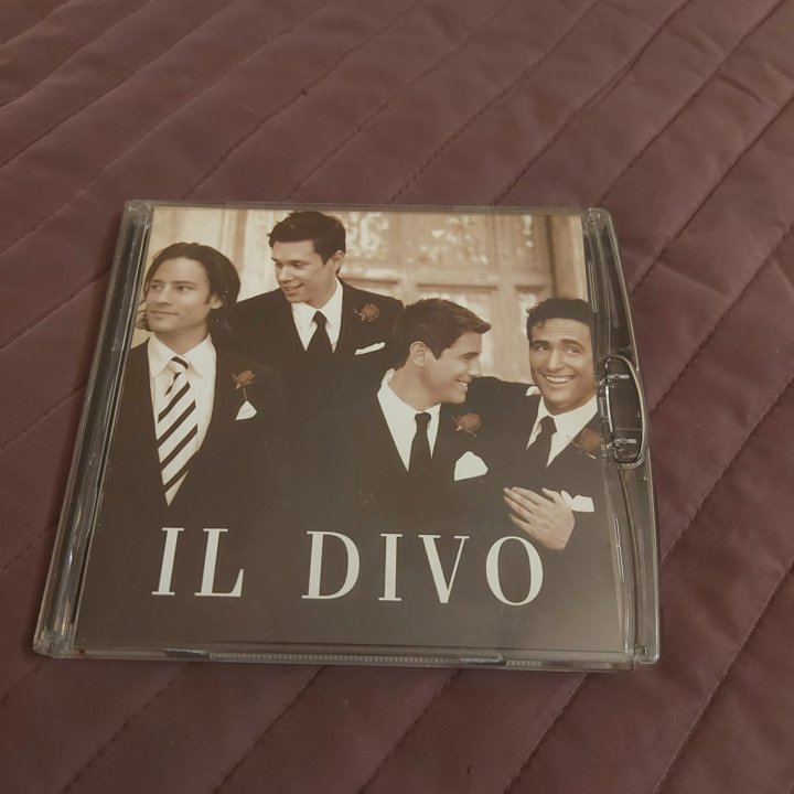 CD/DVD дебютный альбом IL DIVO (2004)