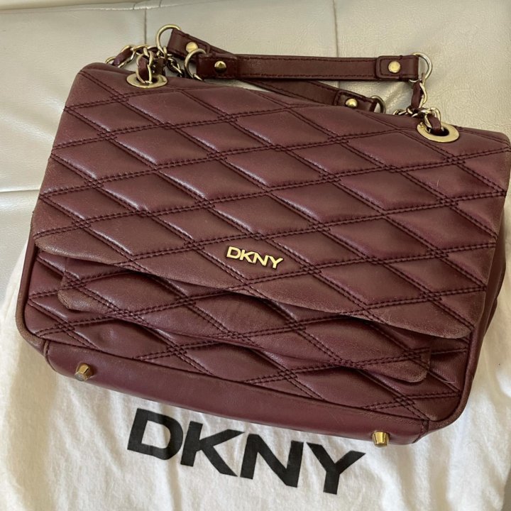 Женская сумка DKNY