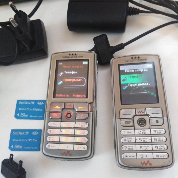 Рабочие Sony Ericsson W700i