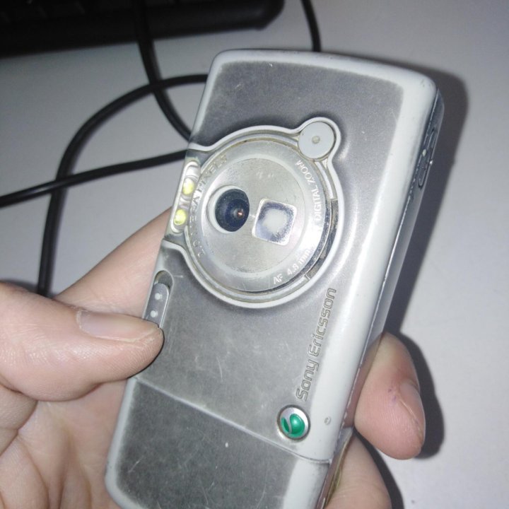 Рабочие Sony Ericsson W700i