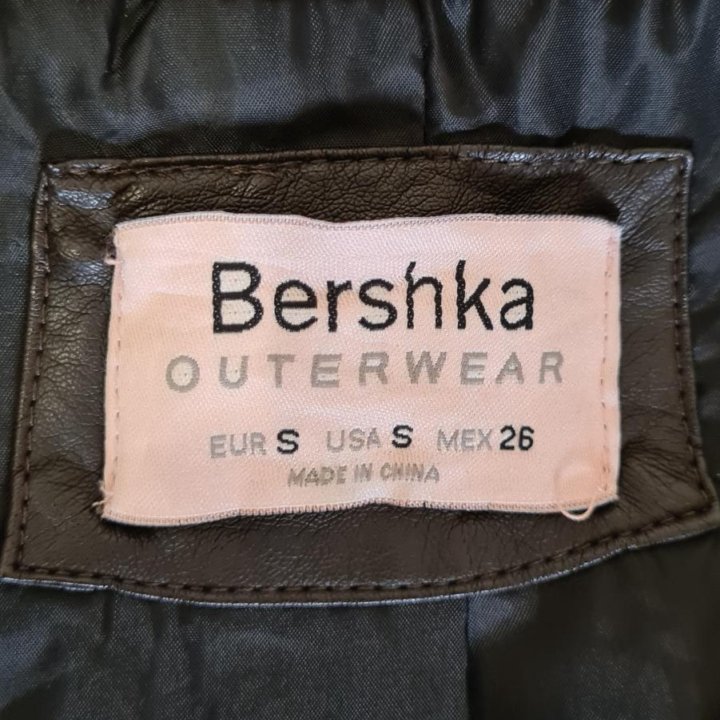 Жилетка bershka