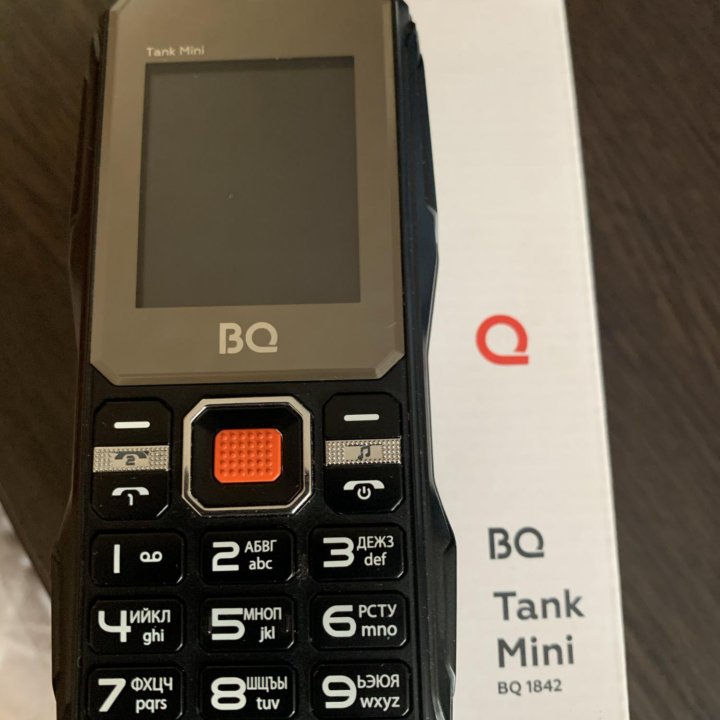 Мобильный телефон BQ