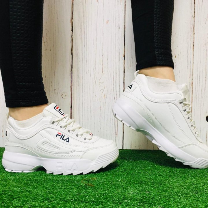 Зимние кроссовки Fila Disruptor белые Р37-39