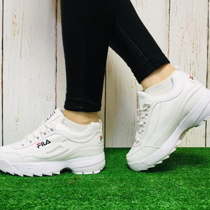 Зимние кроссовки Fila Disruptor белые Р37-39