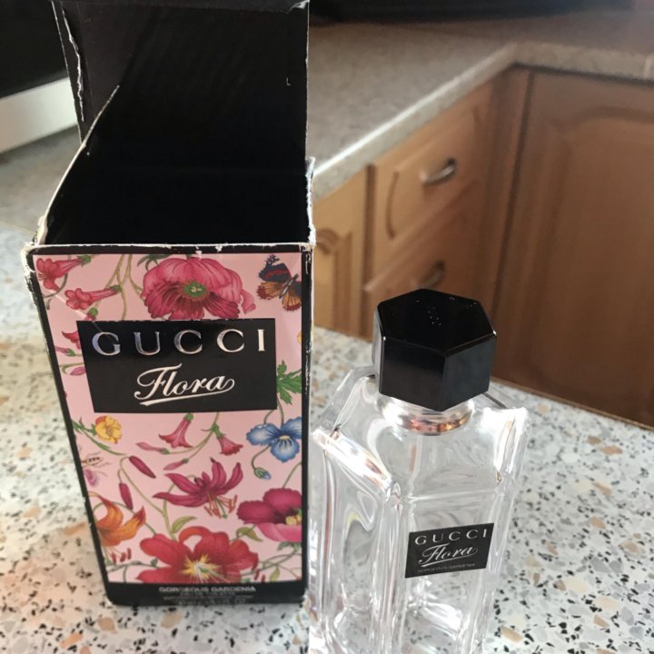 Флакон от туалетной воды Gucci Boss