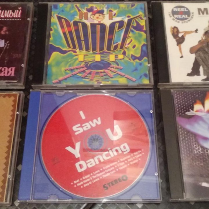 Продам музыкальные CD диски.