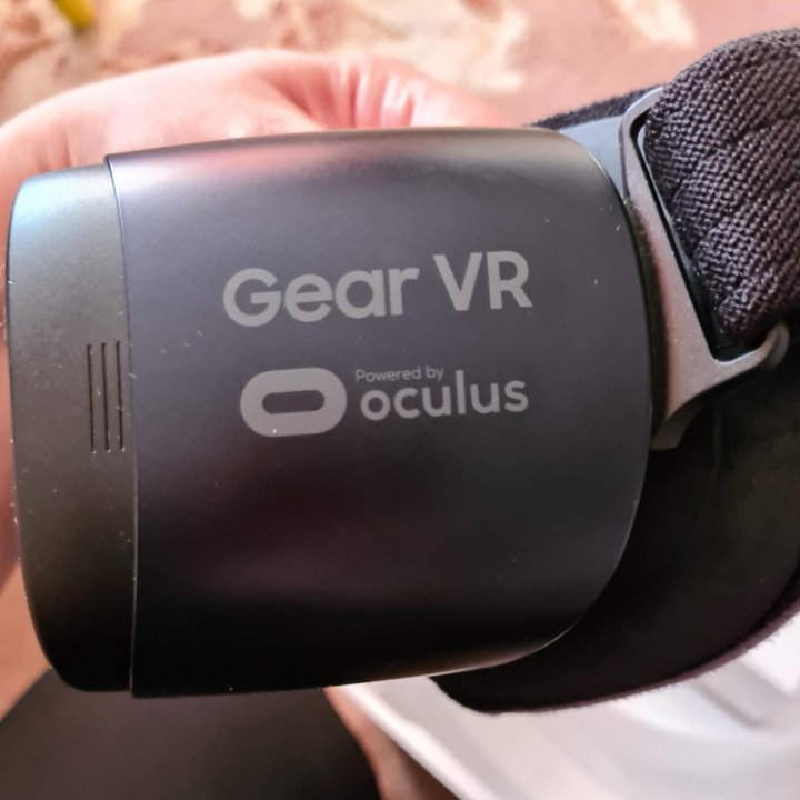 Очки виртуальной реальности SAMSUNG GEAR VR