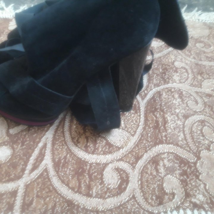 Туфли с завязками