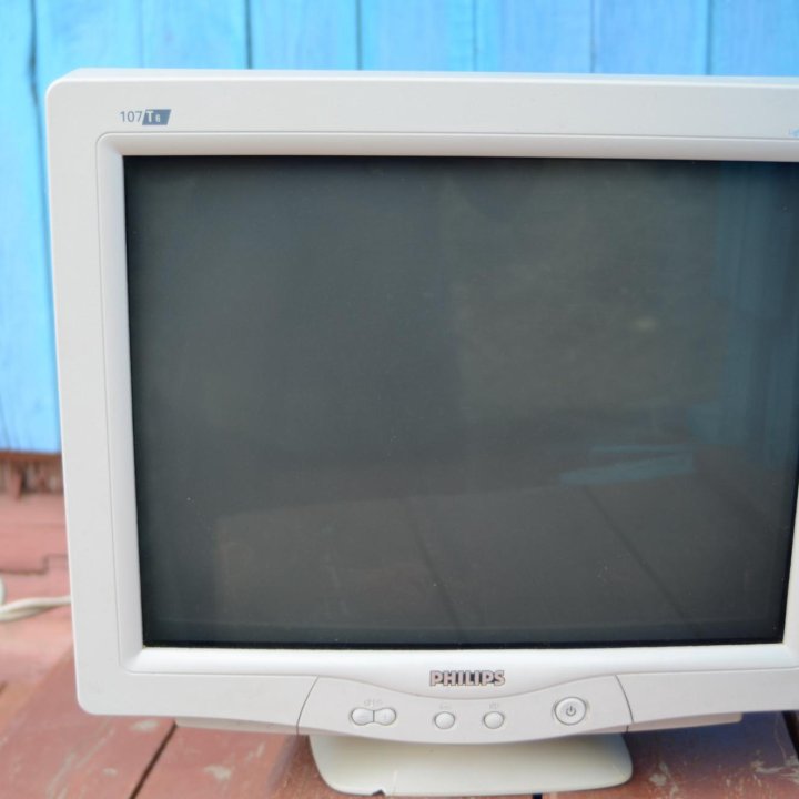 Монитор ЭЛТ Philips