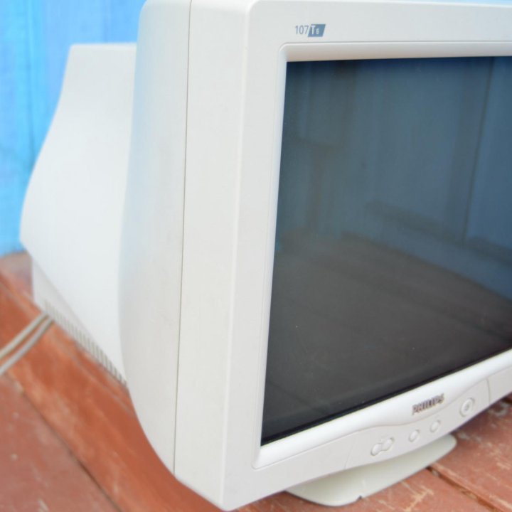 Монитор ЭЛТ Philips