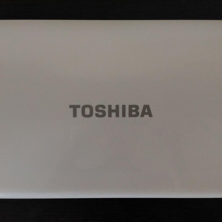 Ноутбук Toshiba Intel i5 2.40 GHz / 4гб / 500гб