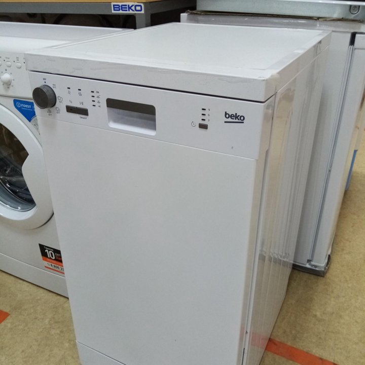 Посудомоечная машина Beko DFS 05R13W новая