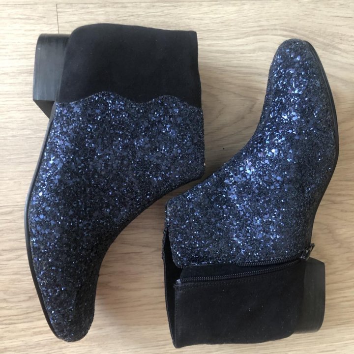 Оригинальные ботинки