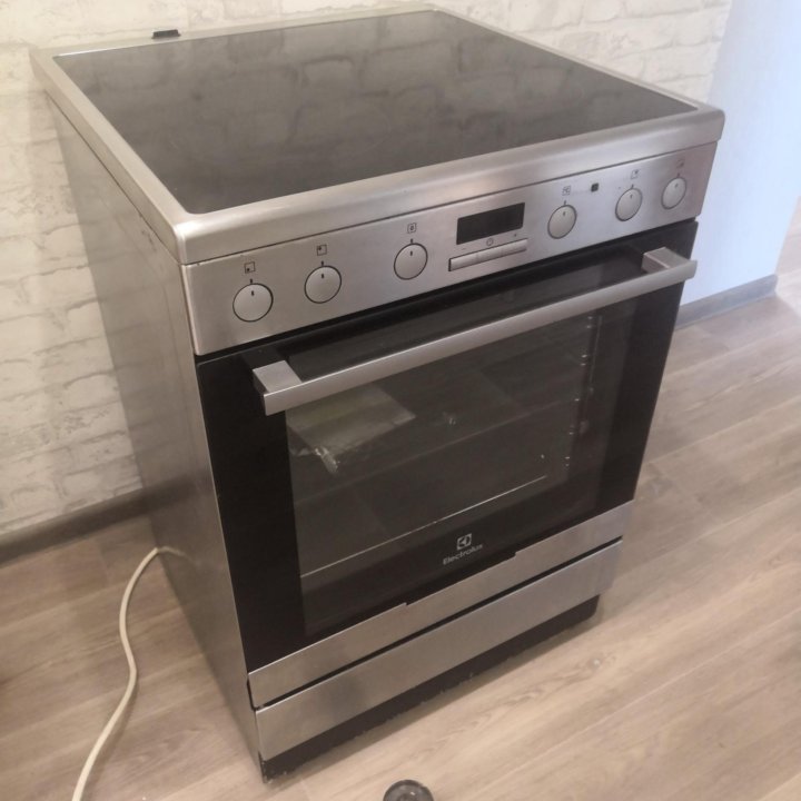 Электрическая плита Electrolux EKC96450AX