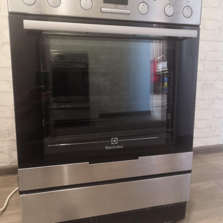 Электрическая плита Electrolux EKC96450AX