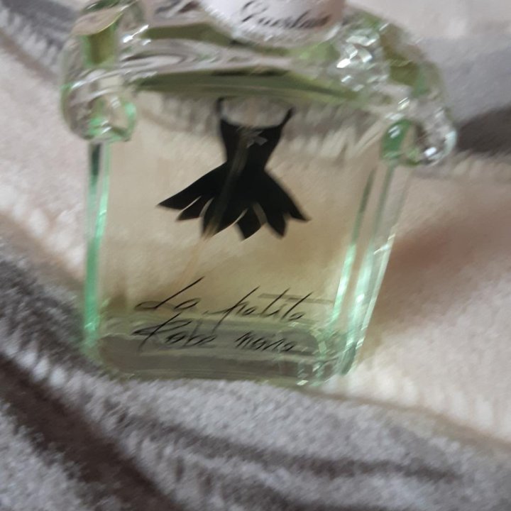 La Petite Robe Noire eau Fraiche