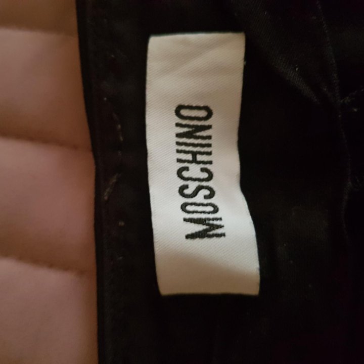 Брендовые брючки Moschino