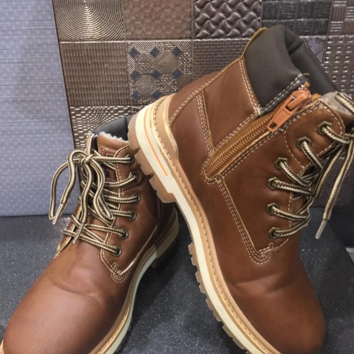 Ботинки DOCKERS р.33 21,5 см