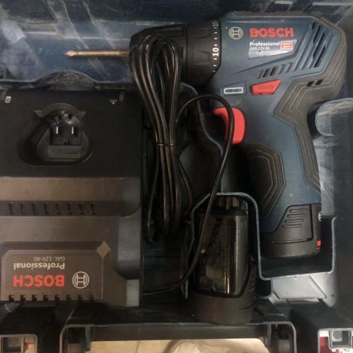 Шуруповёрт Bosch GSR 12V