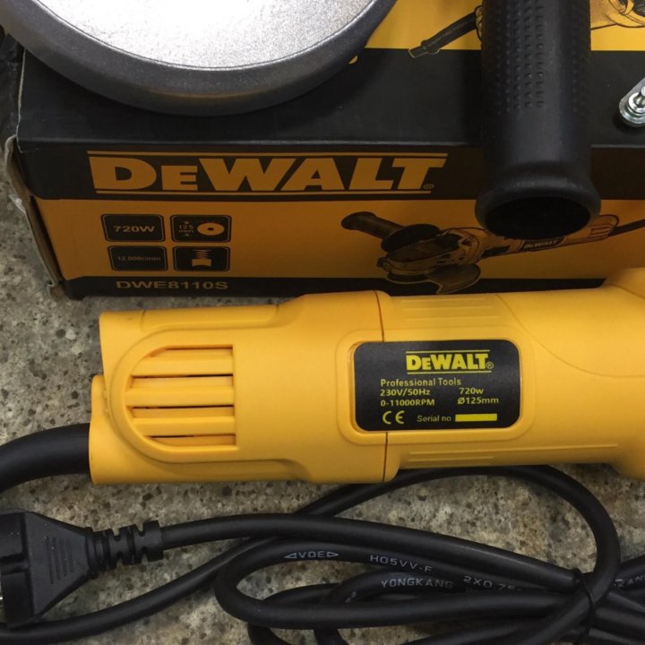 Болгарка ушм DeWALT