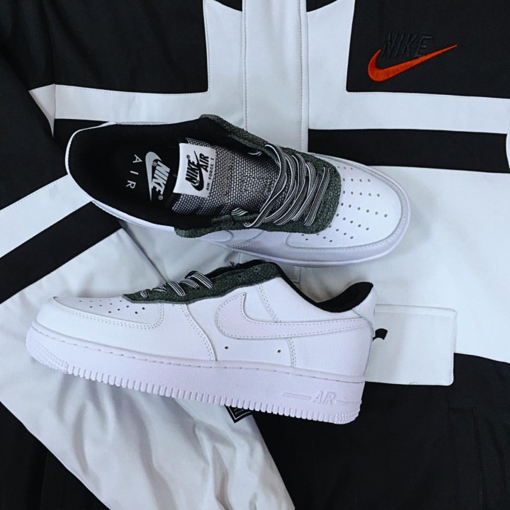  Кроссовки Nike Air Force