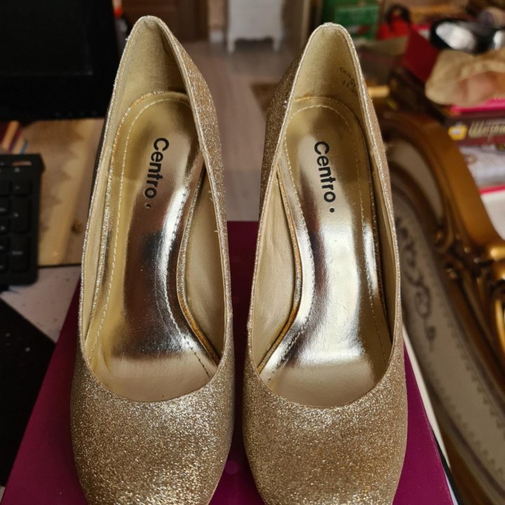 Туфли праздничные