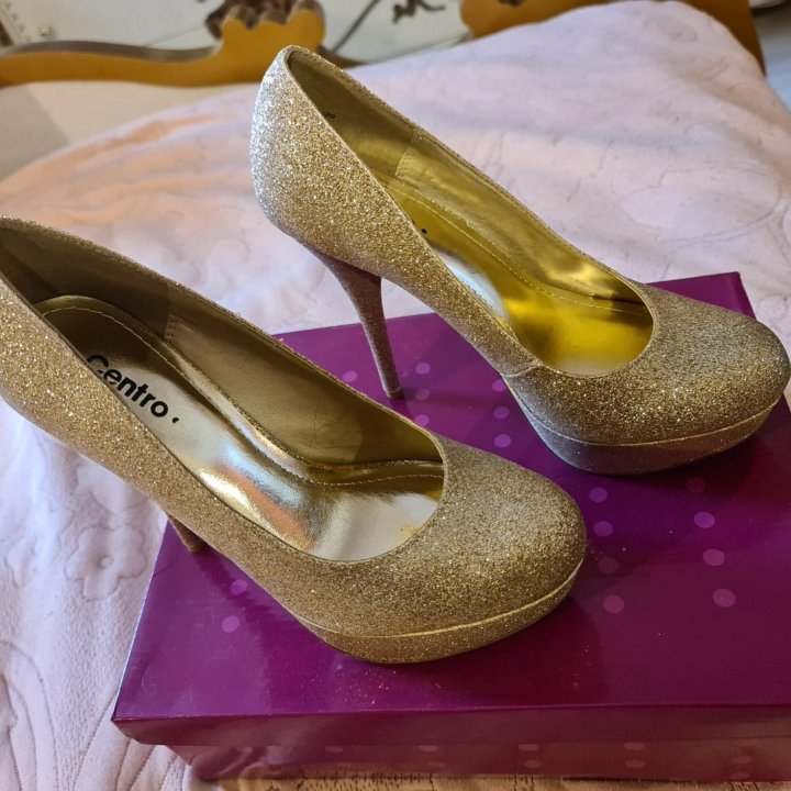 Туфли праздничные