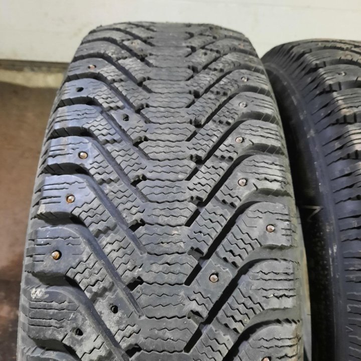 225/65R17 Goodyear UltraGrip 500, 2шт (№2075)