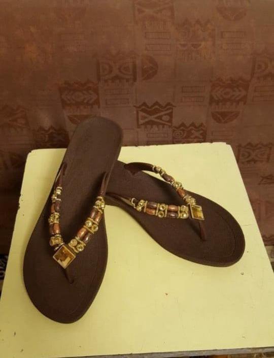 Шлепанцы 39р.