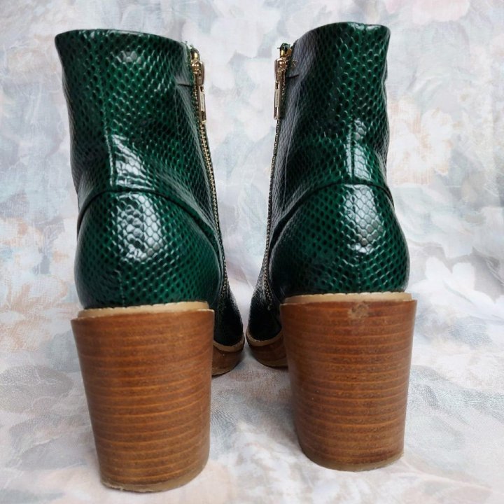 Зеленые ботинки Asos