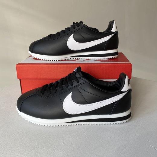 Кроссовки Nike cortez