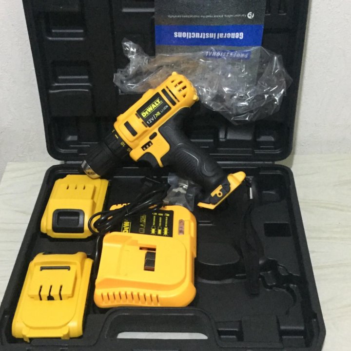 Шуруповерт DeWALT 12v