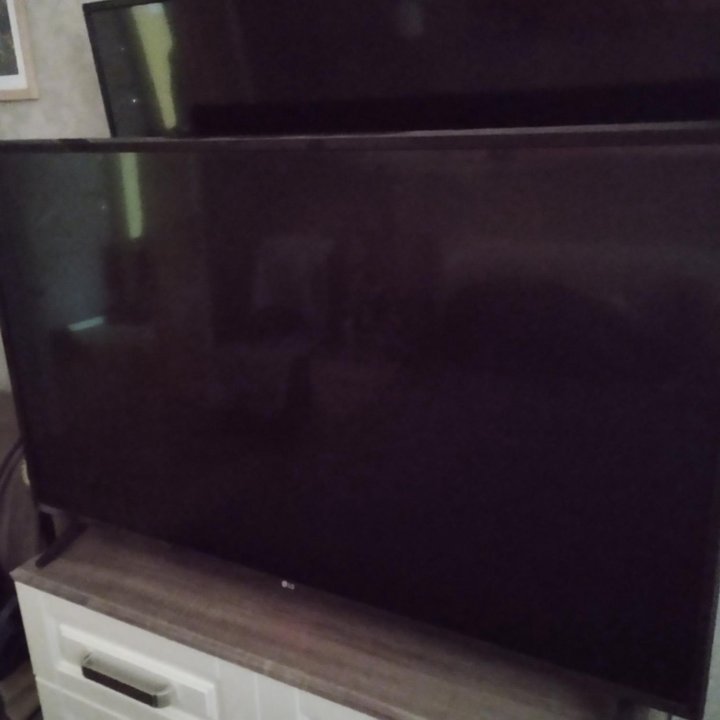 Телевизор LG 43UJ630V-ZA на запчасти.