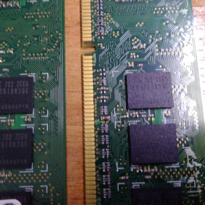 памяти Самсунг DDR2 512MB 667MHz