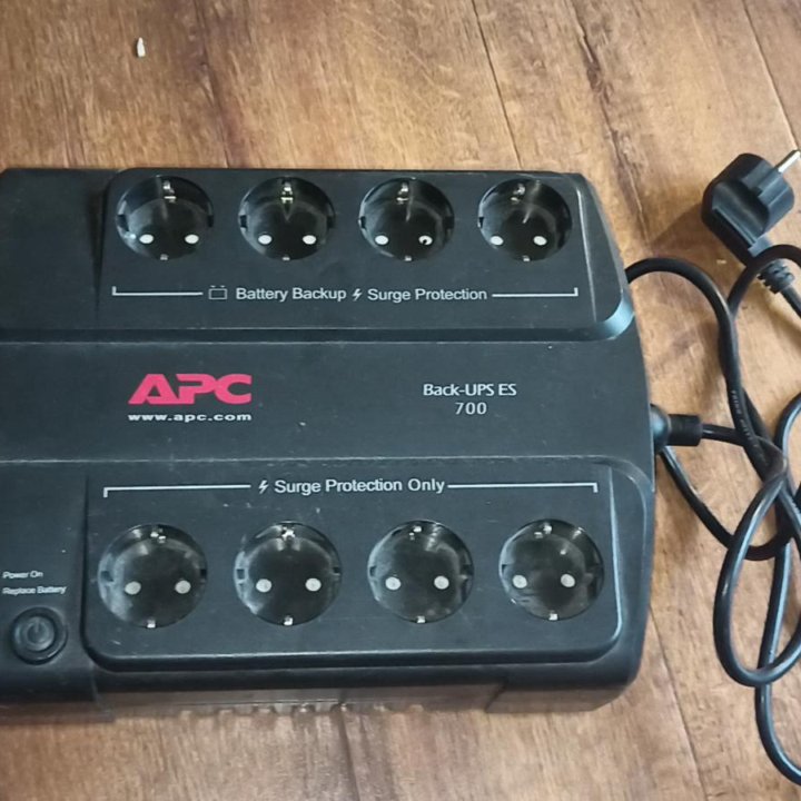 Резервный ИБП APC Back-UPS ES 700