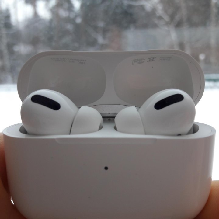 Наушники с Шумоподавлением Air Pods про