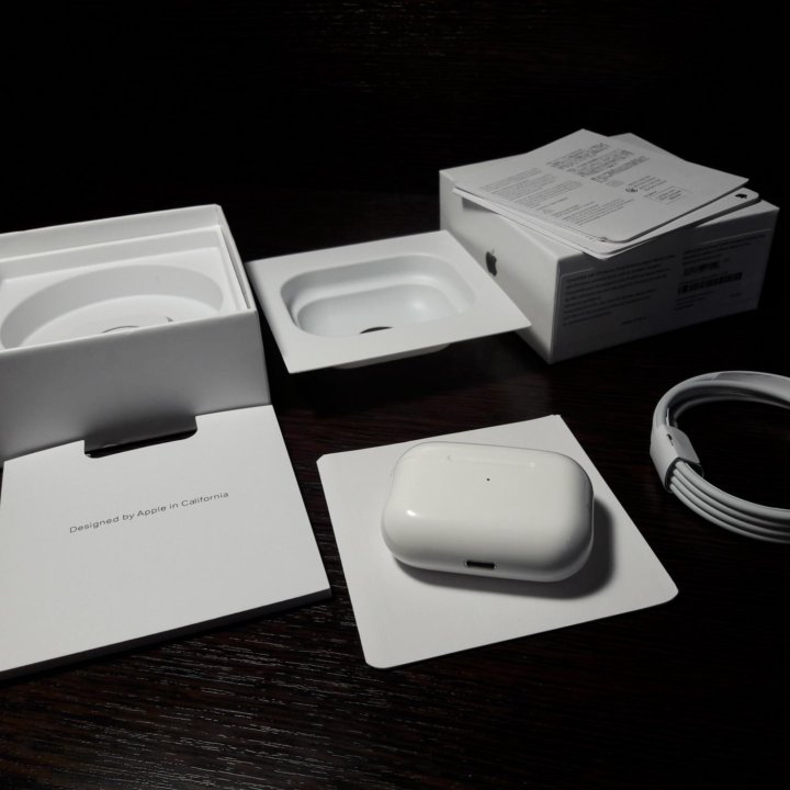 Наушники с Шумоподавлением Air Pods про