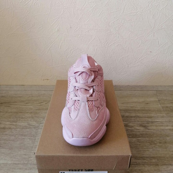 Кроссовки Adidas Yeezy 500