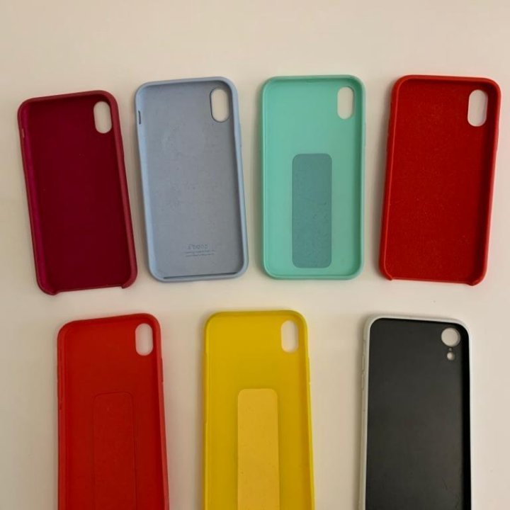 Чехлы на IPhone XR